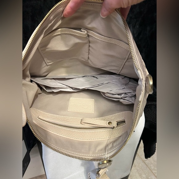 IOPELLE💀NWT💀 Made In Italy, Genuine Leather Multi Skull “Moose Latte”Crossbody - Picture 12 of 12